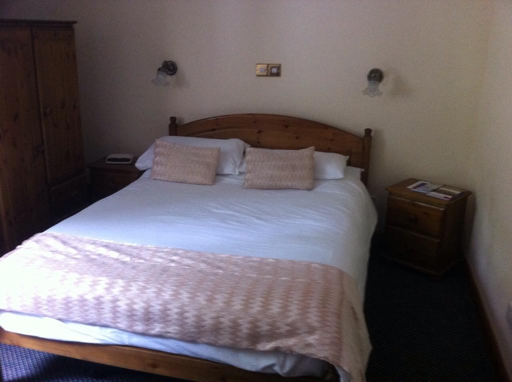 The Glan Yr Afon Inn Holywell  Quarto foto
